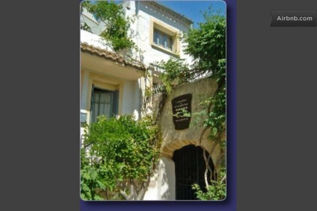 Nid D'Artiste Bed & Breakfast Saint-Quentin-la-Poterie Dış mekan fotoğraf